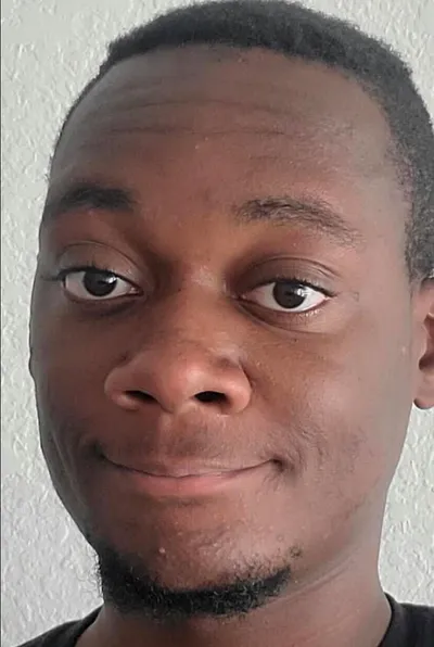 Nathanael Brown headshot