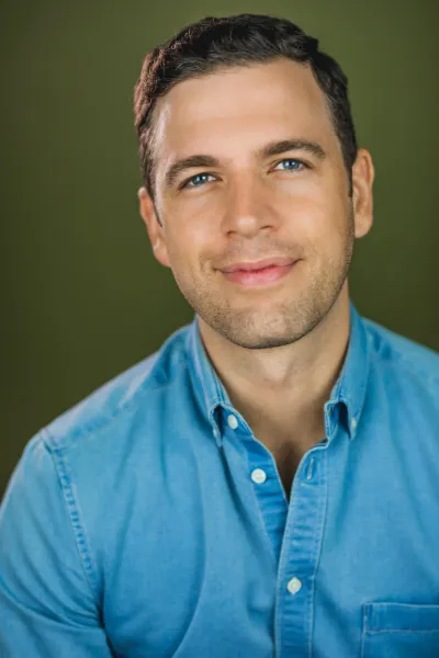 Zack Robidas headshot