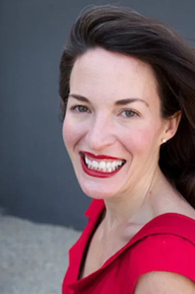 Kitty Lindsay headshot