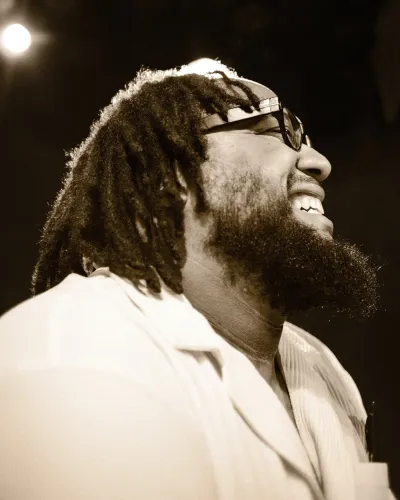 Doninique Rider headshot